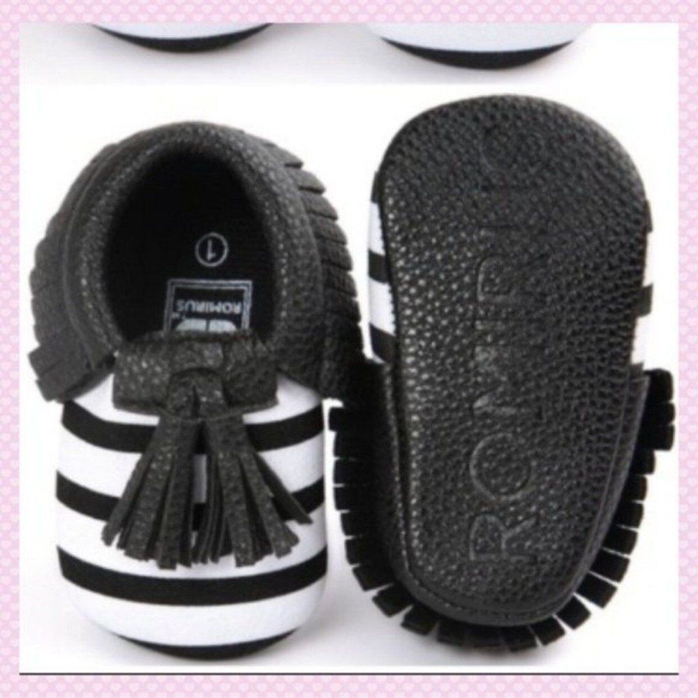 NWT, Baby/Toddler Striped Moccasin Booties - Picture 2 of 2